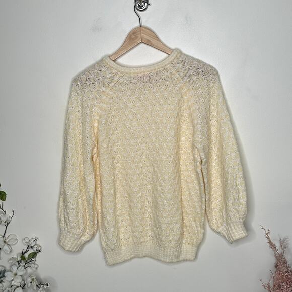 LILLY PULITZER Corabelle Sweater Pale Butter Yellow Sz L $118 {V38} - Picture 3 of 6